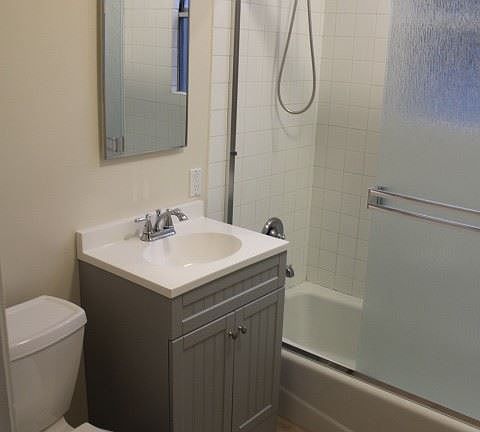 3rd image of 1440 El Camino Real APT 02