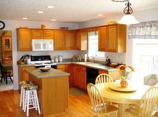 50 Hollister Ct, Springboro, OH 45066