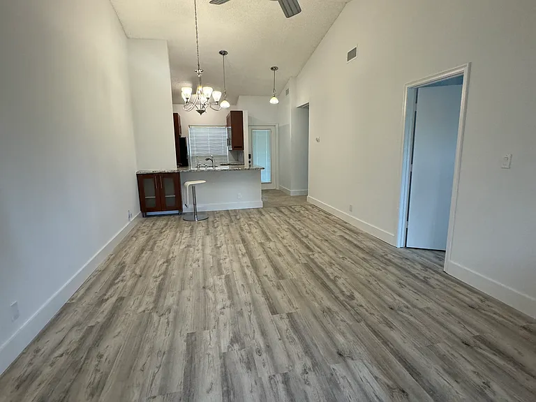 3054 S Oakland Forest Dr #2206 — Photo 4