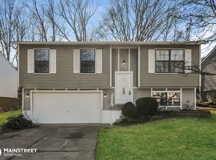 224 Green Jade Estates Dr, Fenton, MO 63026