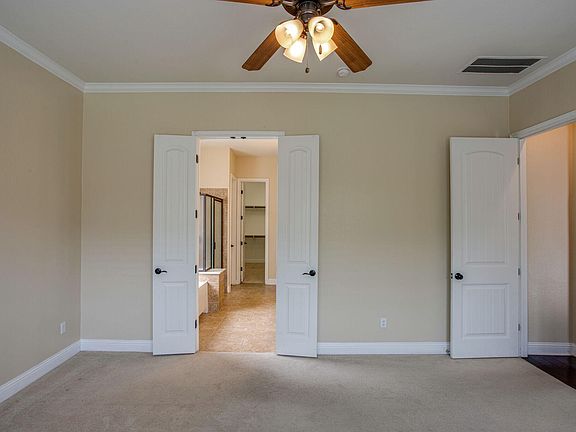 5th image of 15809 Dink Pearson Ln