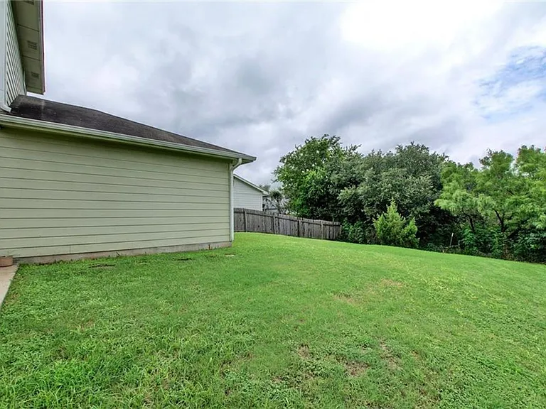 13905 Briarcreek Loop — Photo 22