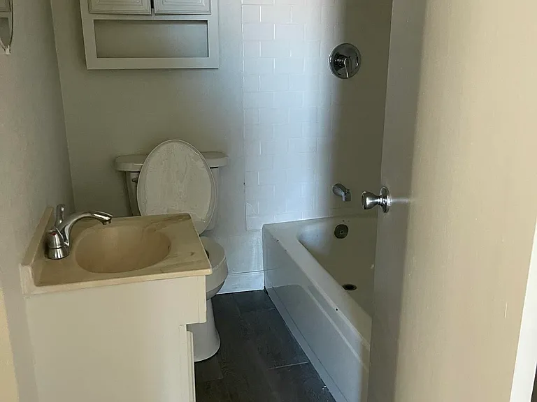 705 N Saint Vrain St #9 — Photo 5