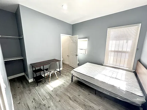 Floor plan 1142 W 35th St