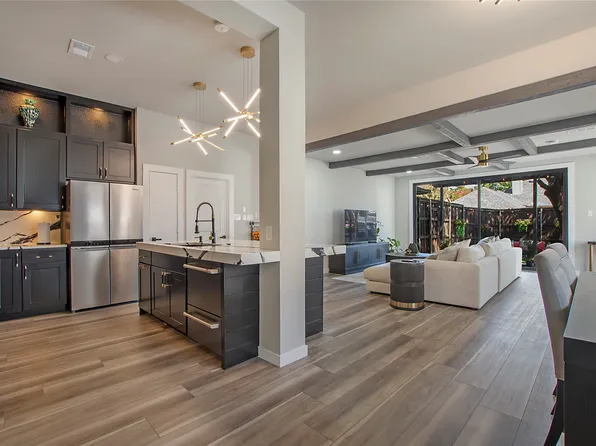 7152 Fox Dr, The Colony, TX 75056