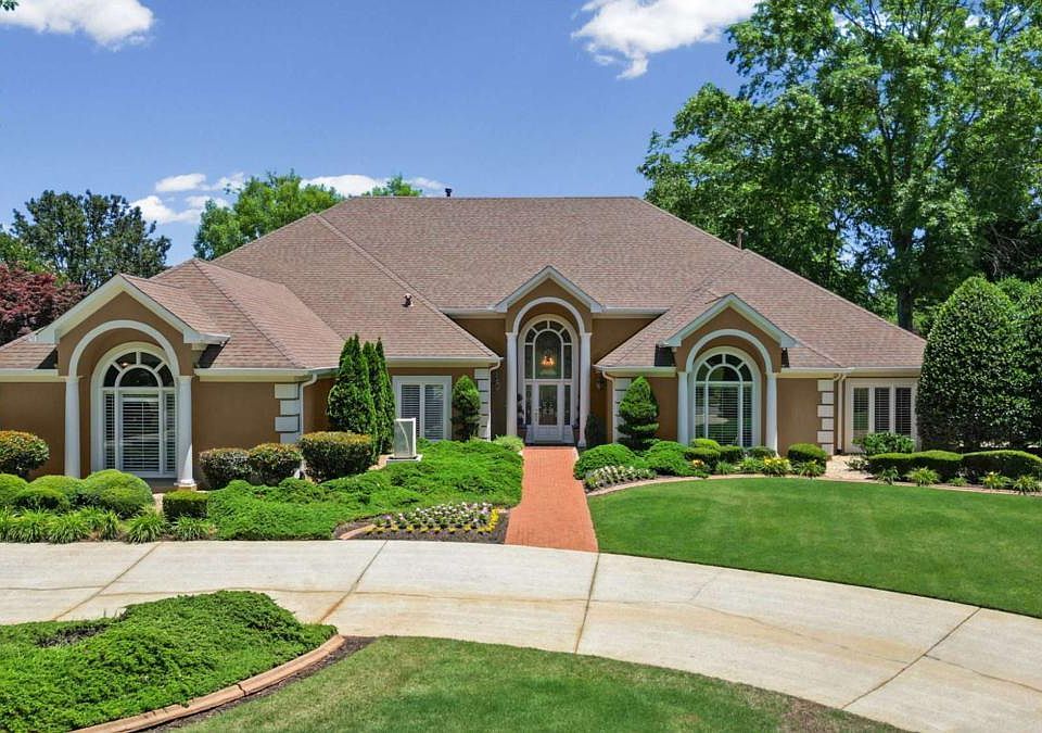 1st image of 6090 Paddock Ln
