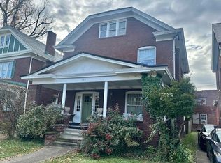 1125 10th St, Huntington, WV 25701