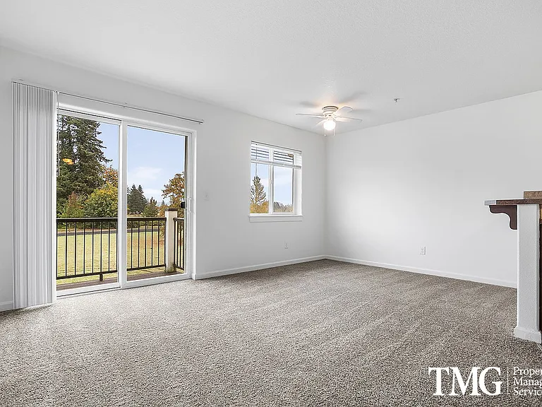 1017 SE 12th Ave — Photo 36