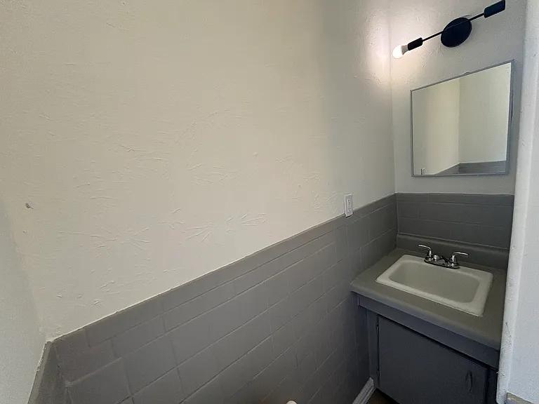 1815 Leath St — Photo 14