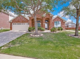 10229 Crawford Farms Dr, Fort Worth, TX 76244