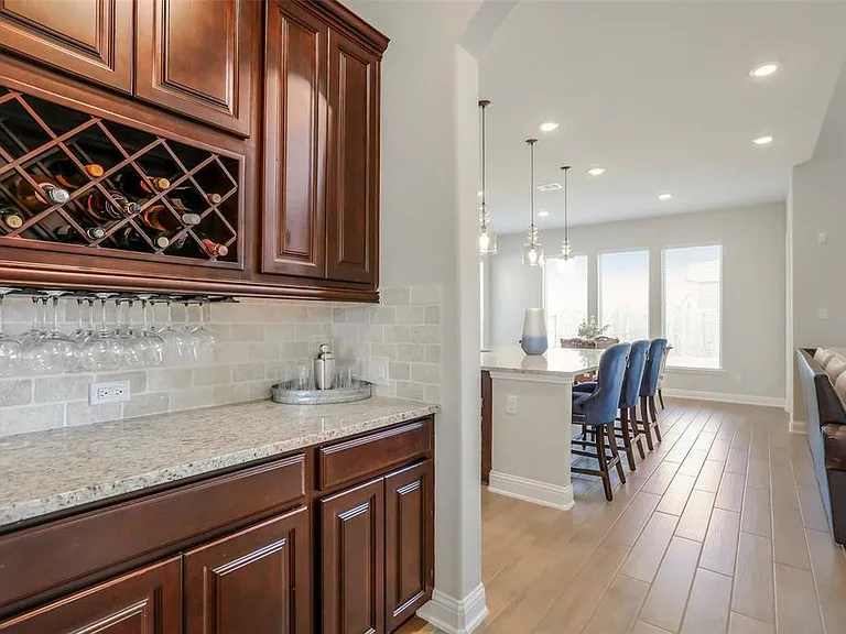 1815 Carriage Oaks Ln — Photo 14