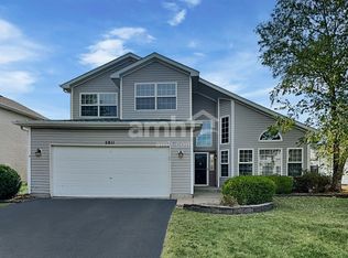 2811 Twin Falls Dr, Plainfield, IL 60586