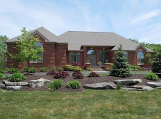 3571 Cedar Brook Dr, Rochester Hills, MI 48309