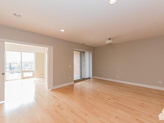 5th image of 1655 N Western Ave #3N
