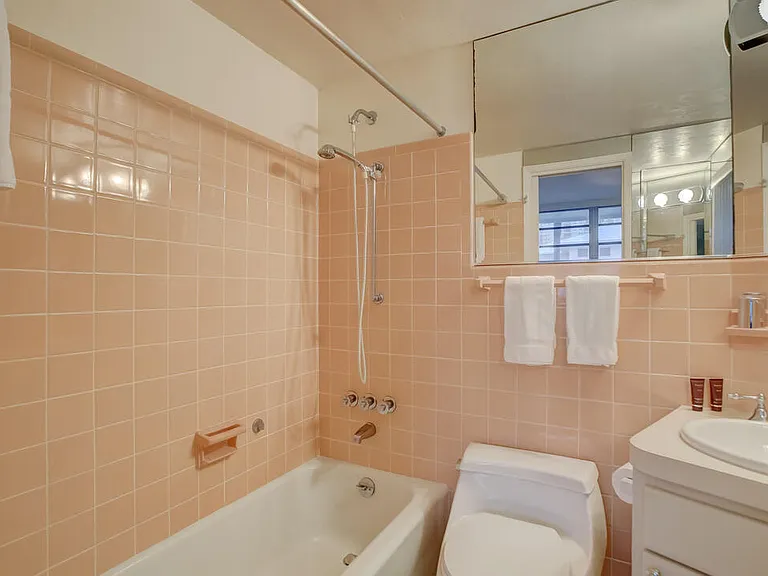 2727 Yacht Club Blvd #2A — Photo 20
