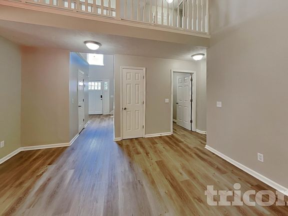 2nd image of 800 Chaney Woods Dr