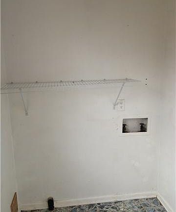 4th image of 309 Barkwood Dr