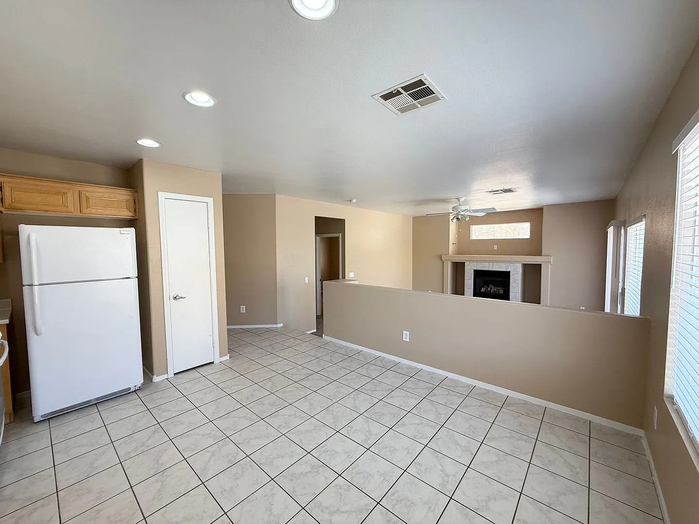 Coming Soon 4 Bed 3 Bath Open Floor Plan! — Photo 4