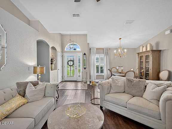 5th image of 766 Park Springs Ct
