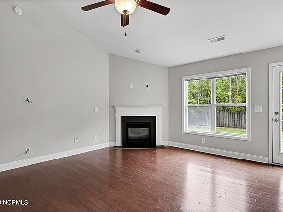 5th image of 6028 Blue Ray Drive