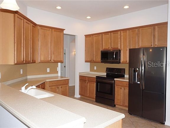 4th image of 1661 Pinyon Pine Dr