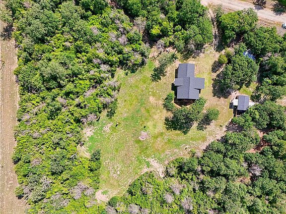 2nd image of 1872 Morgan Ln