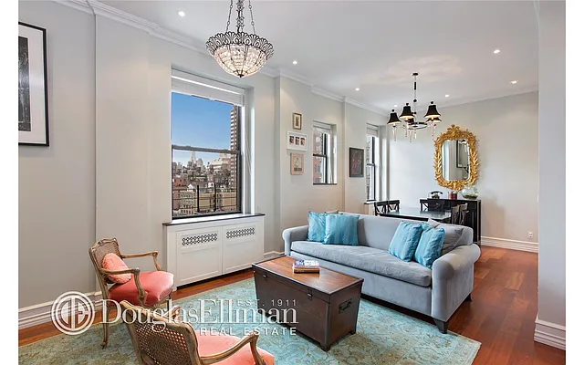 Sold by Douglas Elliman | media 23