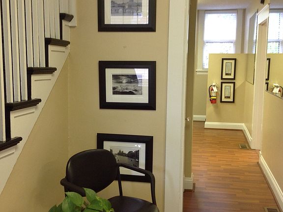 3rd image of 5606 Grove Ave