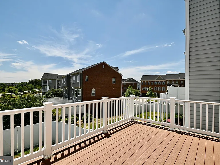 11177 Southport Pl — Photo 40