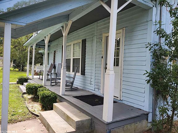 4th image of 5208 Brown Ln
