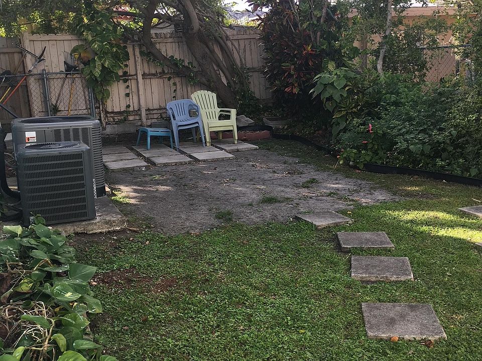2nd image of 3537 SW 25th St