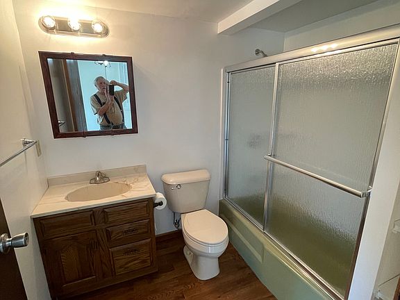 4th image of 4423 Middleboro Rd