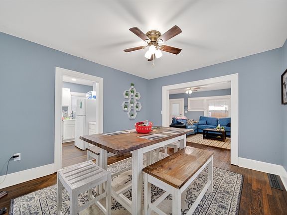 5th image of 521 W 29th St