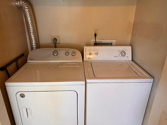 4th image of 150 Bucyrus Cir