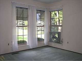 2nd image of 40678 Newport Dr