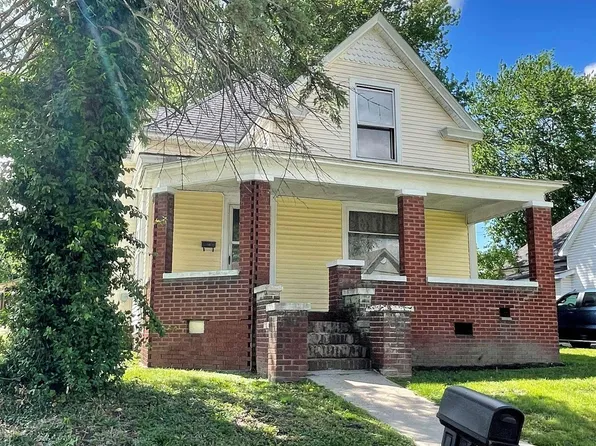 223 S Lawton St, Jasonville, IN 47438