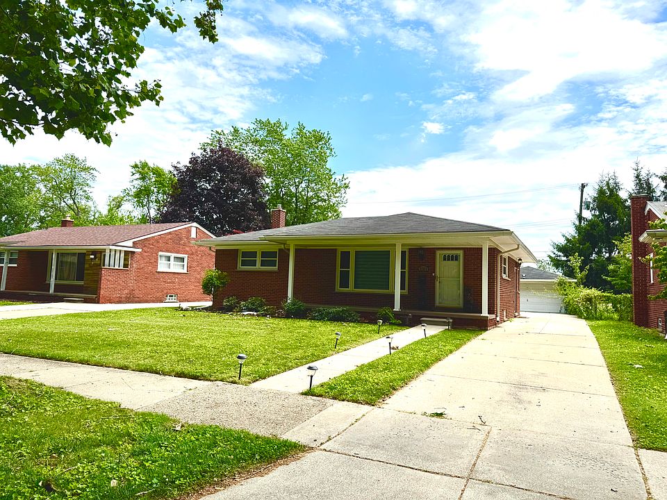 1st image of 27223 Clairview Dr