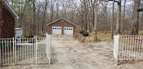 2nd image of 27175 Leona Dr