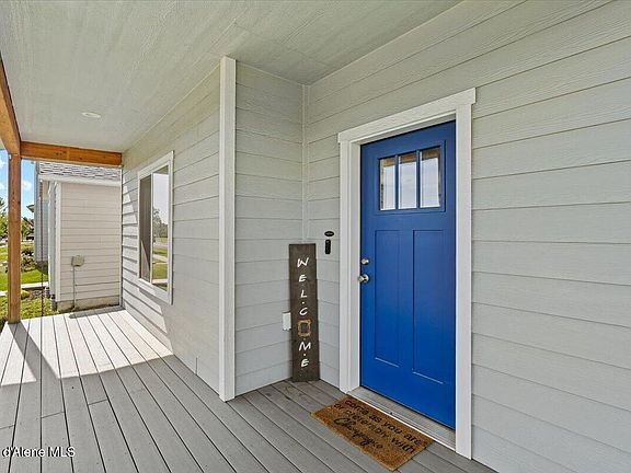 4th image of 12153 W Moorfield Ave
