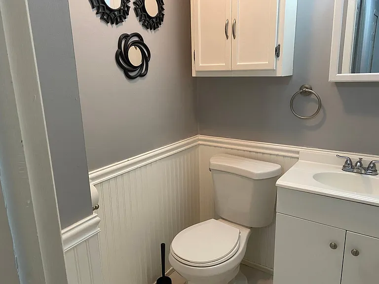 89 Towne House Rd — Photo 9