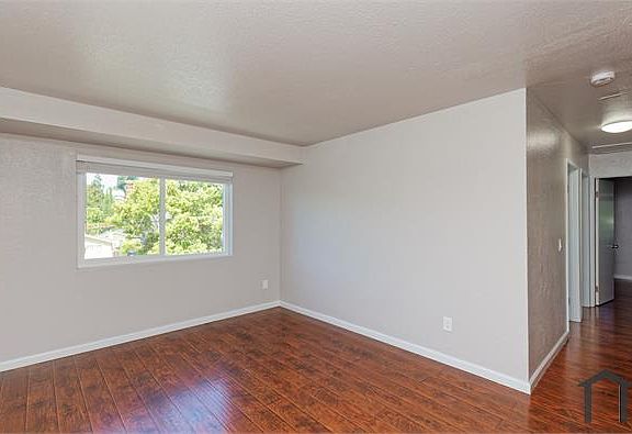 4th image of 3024 Fruitvale Ave APT 11