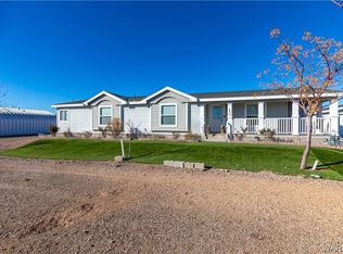 4217 N Dilkon Rd, Golden Valley, AZ 86413