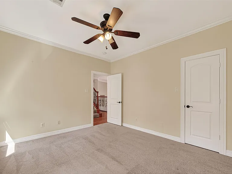 5319 Fayette St — Photo 40