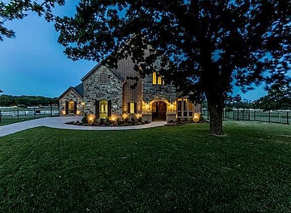 2nd image of 7308 Diamond Oaks Dr