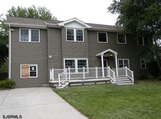 5905 Elmhurst Dr, Mays Landing, NJ 08330