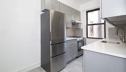 16 Spring Street, #4