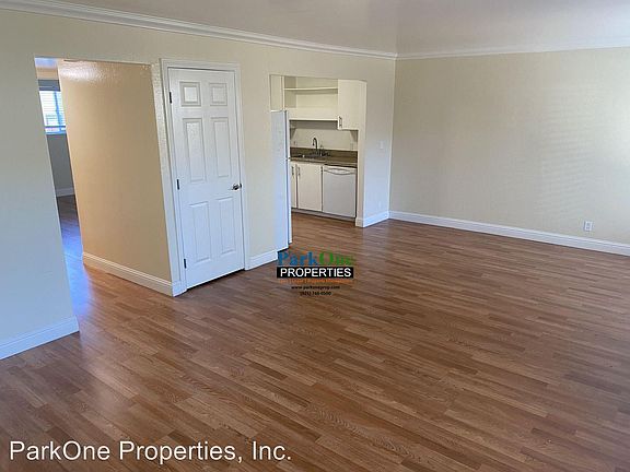 4th image of 5643 Sonoma Dr APT 16
