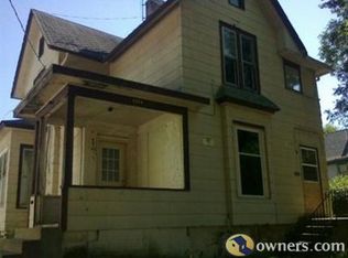 1122 Blaisdell St, Rockford, IL 61101