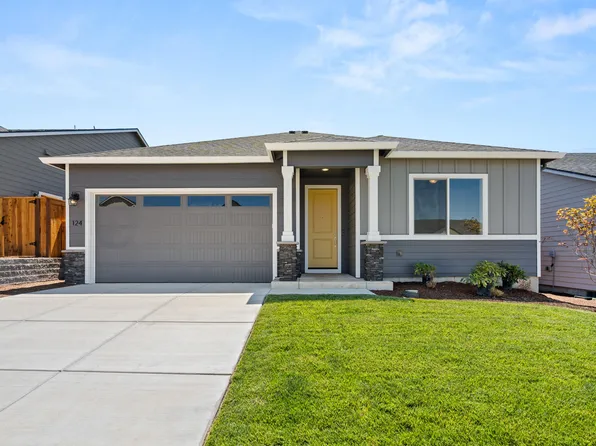124 Valemont Dr #15, Eagle Point, OR 97524