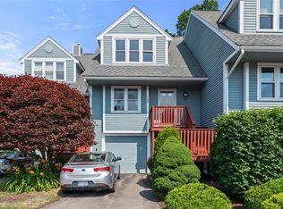 1102 Brookhaven Ln #1102, Woonsocket, RI 02895